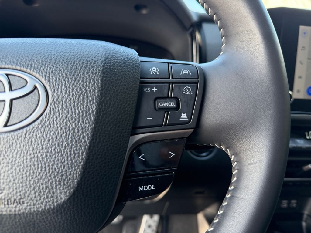 Used 2025  Toyota SE image 25