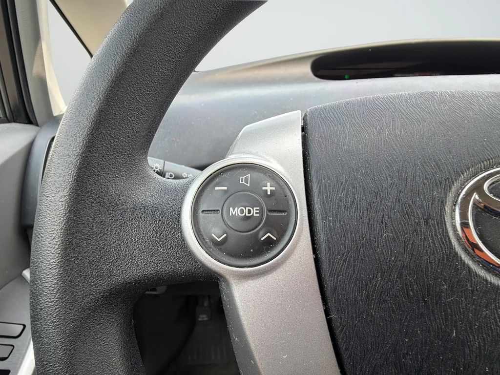 Used 2011 Silver Toyota Two image 16