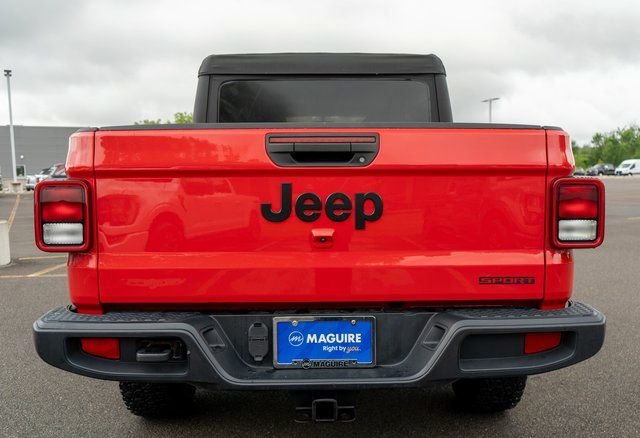 Used 2020 Red Jeep Sport image 7
