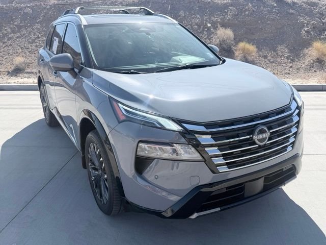 2025 Nissan Rogue Platinum - Photo 3