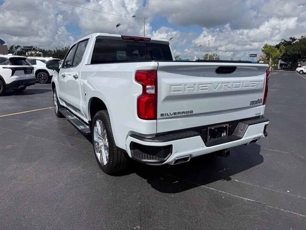 2026 Chevrolet Silverado 1500 High Country - Photo 6