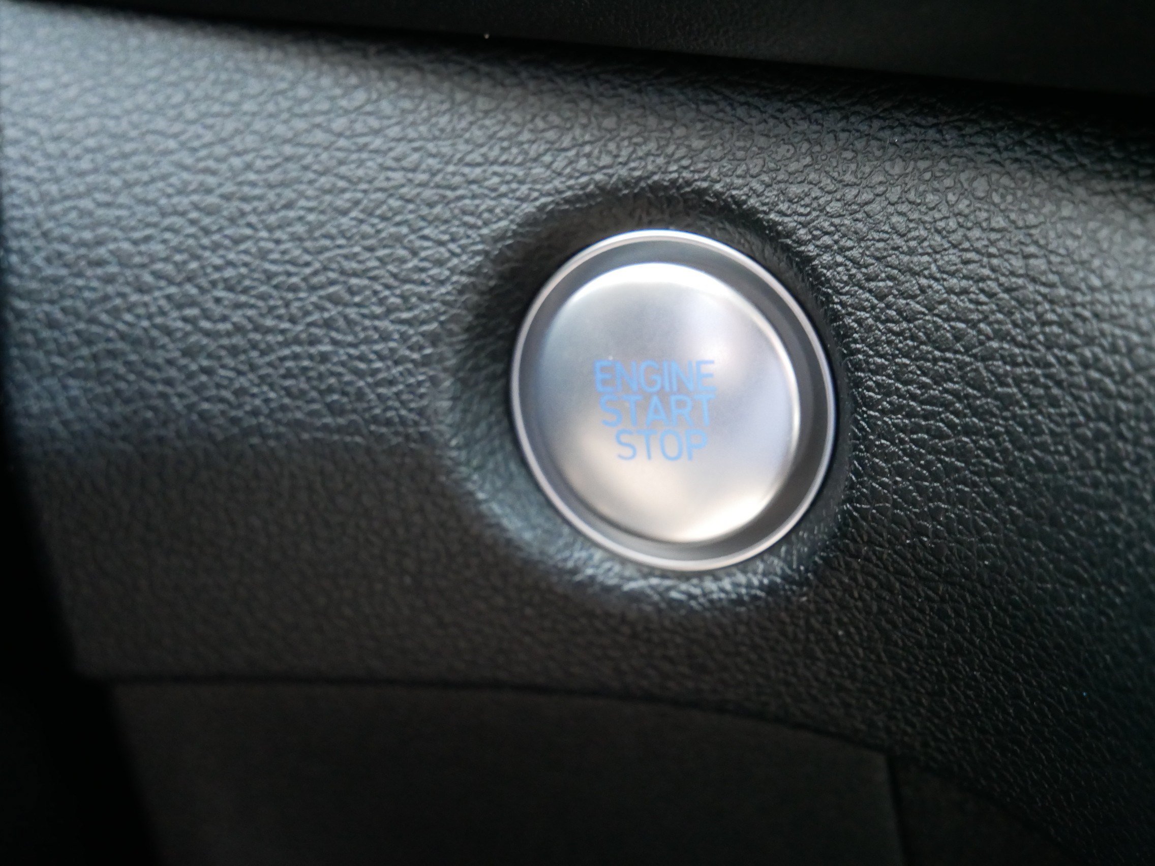 Certified Used 2022 Shimmering Silver Hyundai SEL image 30