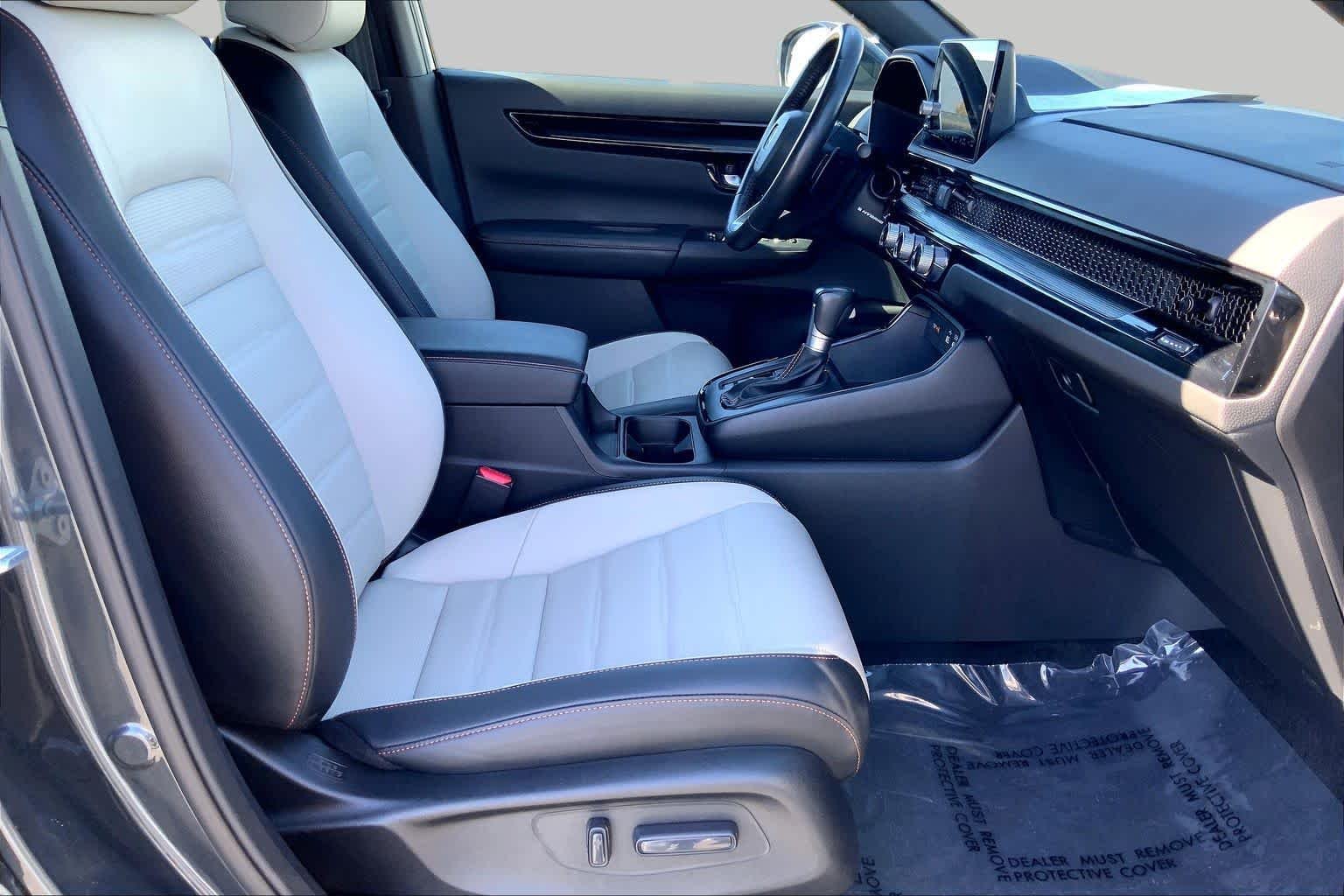 Used 2024 Meteorite Gray Metallic Honda Sport Touring image 8