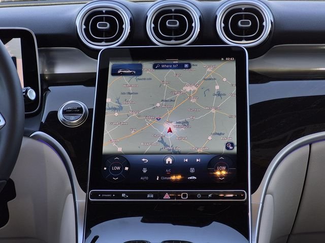 New 2026 Polar White Mercedes-Benz GLC 300 image 20