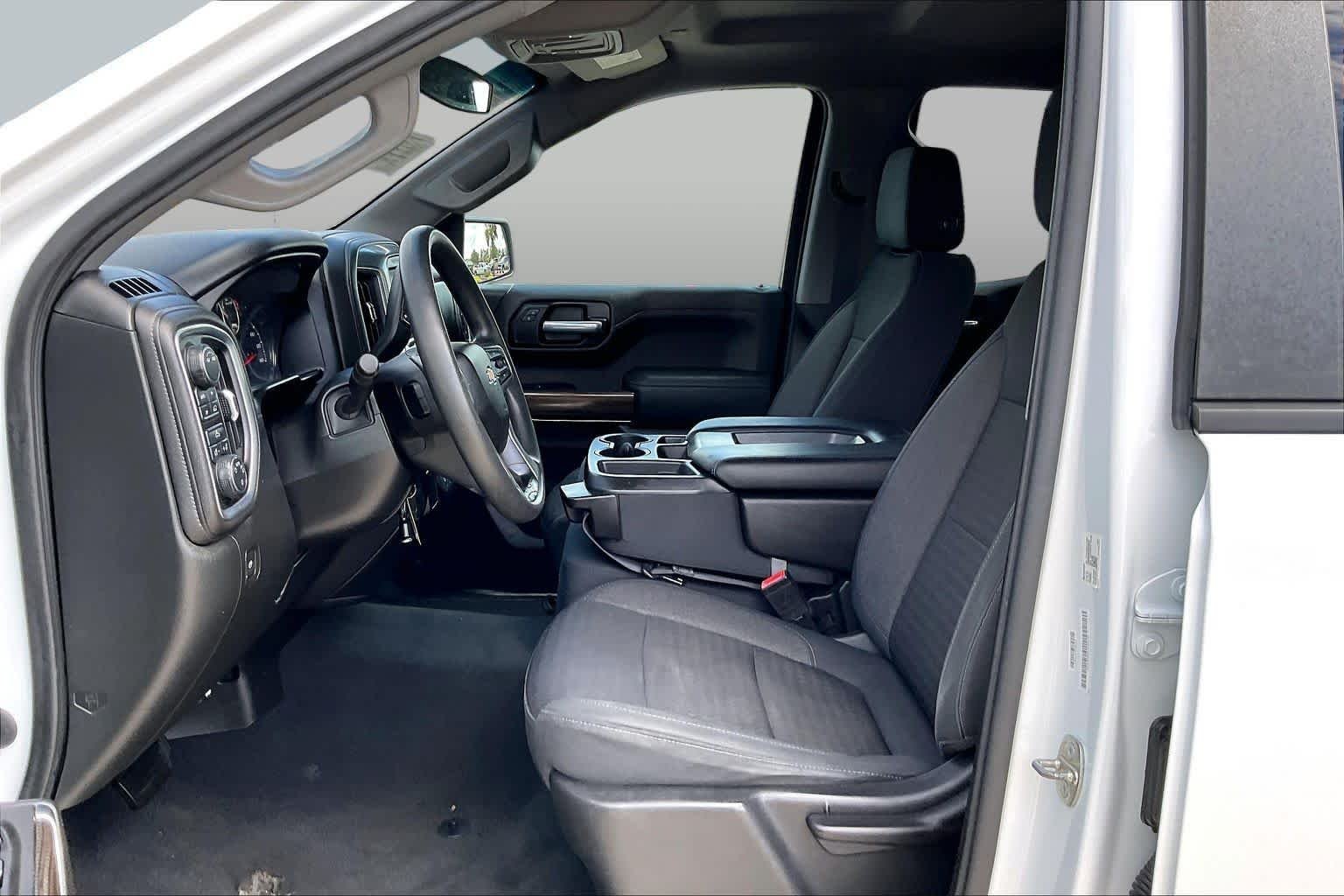 Used 2020 Summit White Chevrolet LT image 8