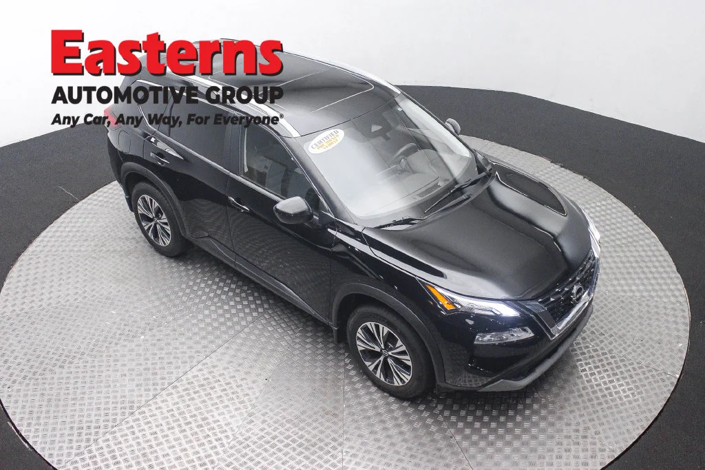 Used 2023 Black Nissan SV image 3