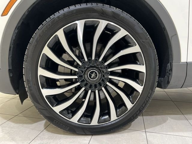 Used 2022 White Lincoln Black Label image 29