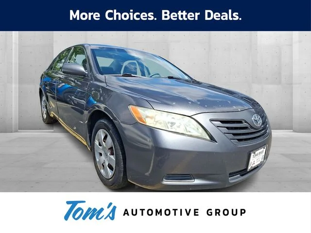 Used 2009 Gray Toyota LE image 1
