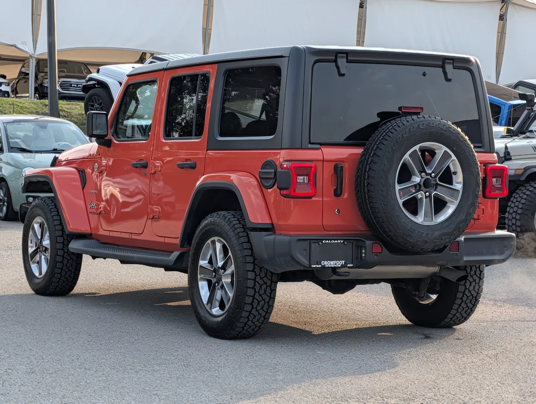 Used 2020 punk n metallic Jeep Sahara - - 4x4 - Leather Seats - Freedom Top - Remote Start & More! image 6