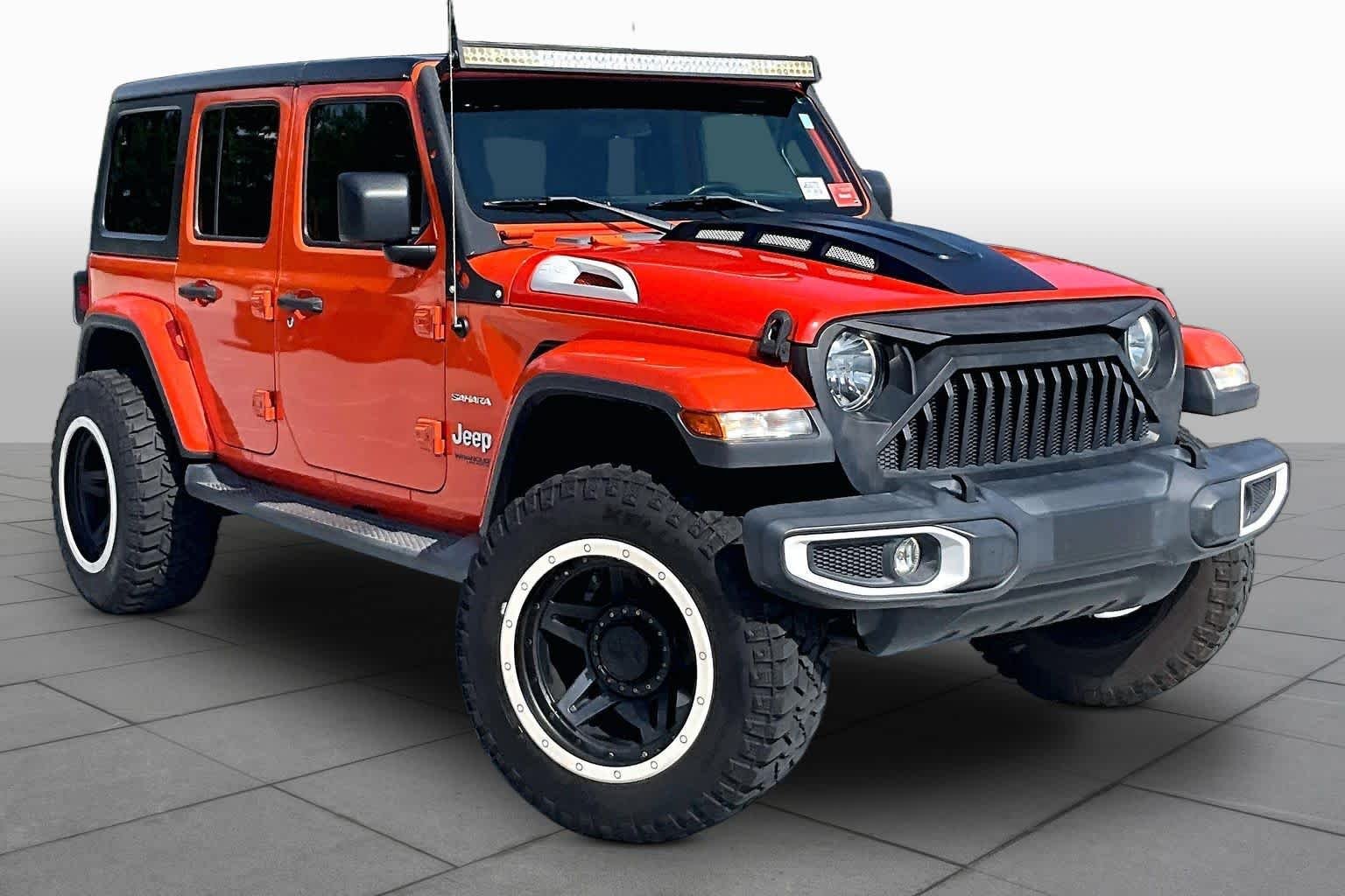 Used 2019 Punkn Metallic Clear Coat Jeep Sahara image 3
