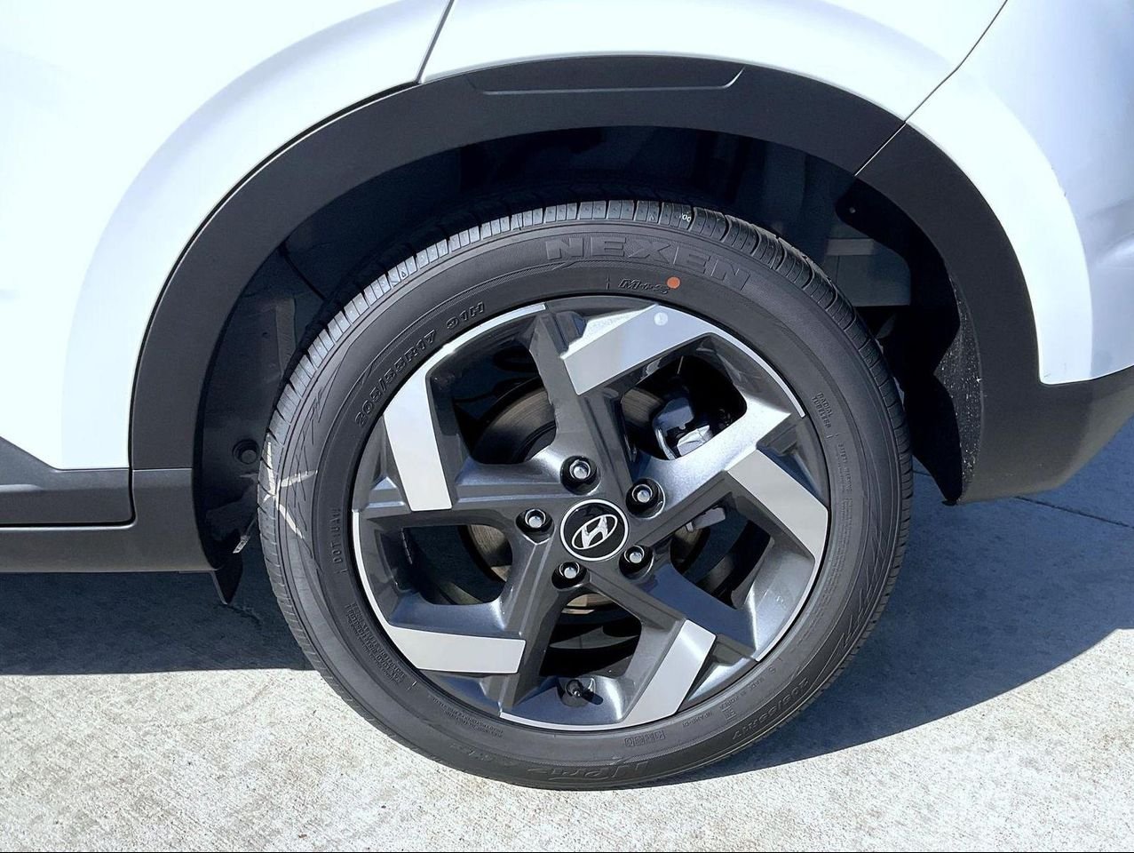 New 2026 White Hyundai SEL image 22