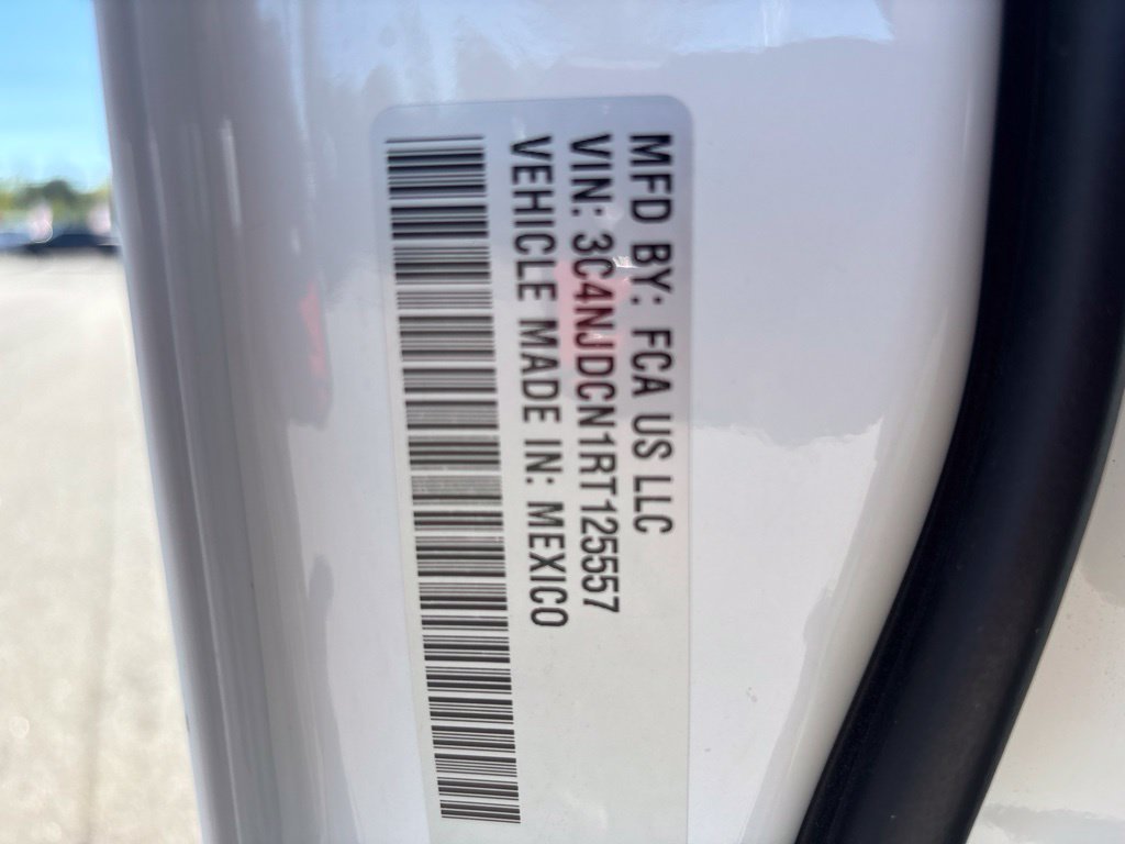Used 2024 White Jeep Limited image 10