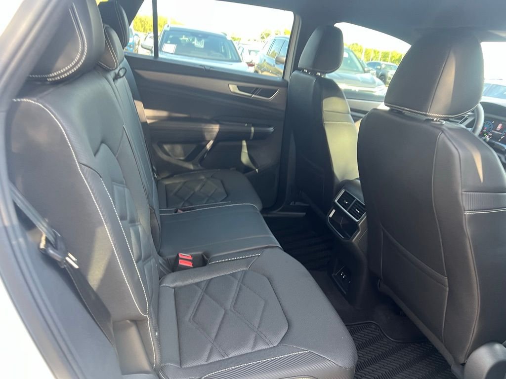 2026 Volkswagen Atlas Cross Sport SE w/Tech - Photo 41