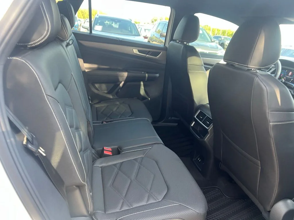 2026 Volkswagen Atlas Cross Sport SE w/Tech - Photo 41