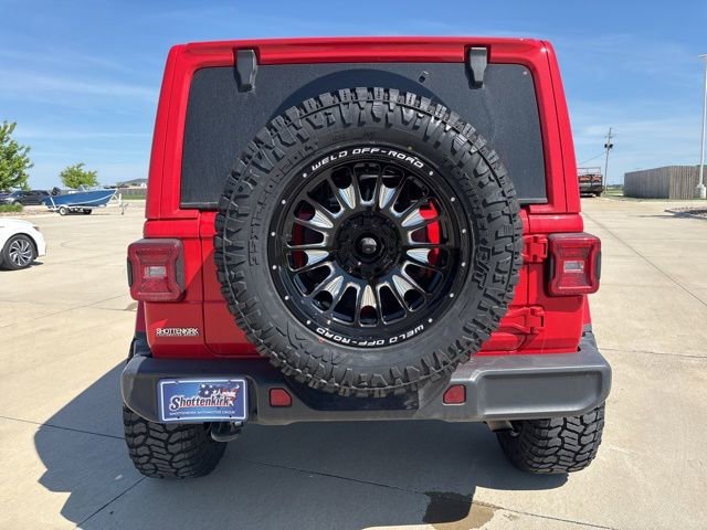Used 2024 Red Jeep Sahara image 28