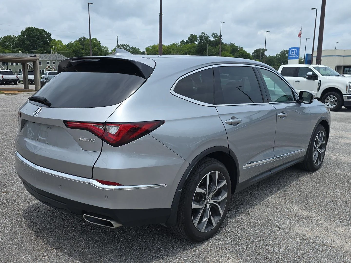 Used 2023 Lunar Silver Metallic Acura w/Tech image 3