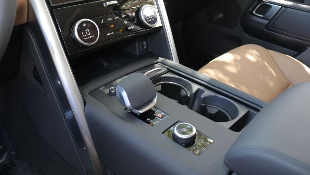 New 2026 Varesine Blue Land Rover  image 26