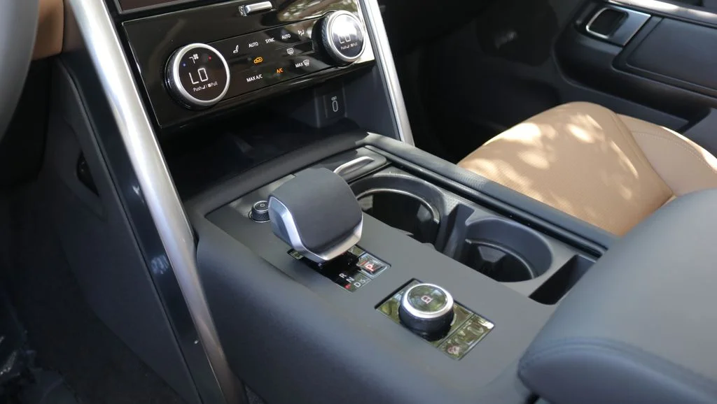 New 2026 Varesine Blue Land Rover  image 26