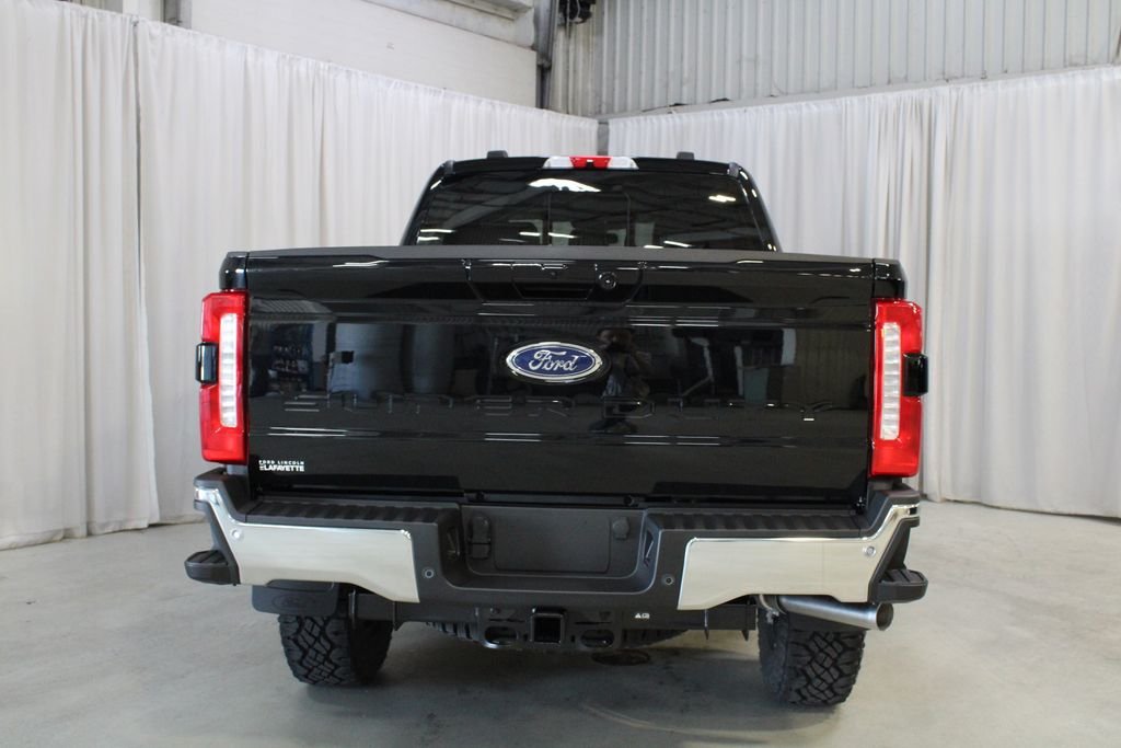 New 2026 Agate Black Metallic Ford  image 25