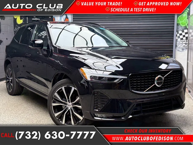 2024 Volvo XC60 B5 Plus Dark Theme