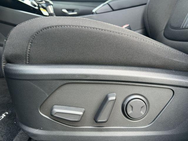 New 2026 Black Hyundai SEL FWD image 27