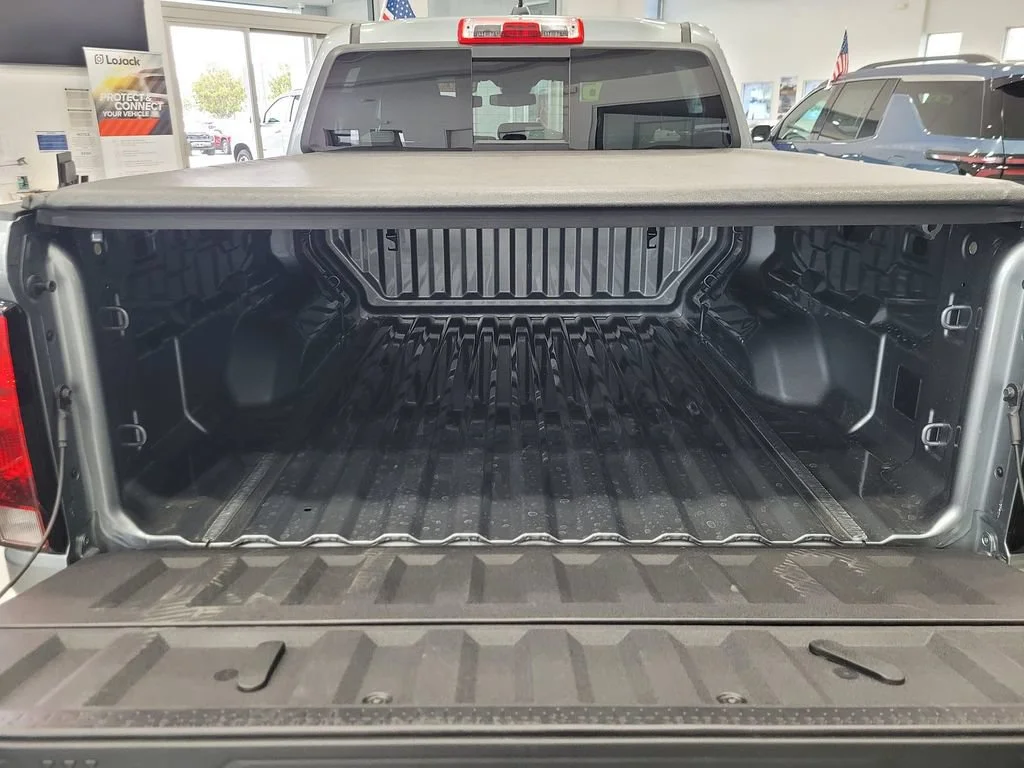 2026 Chevrolet Colorado Work Truck - Photo 6