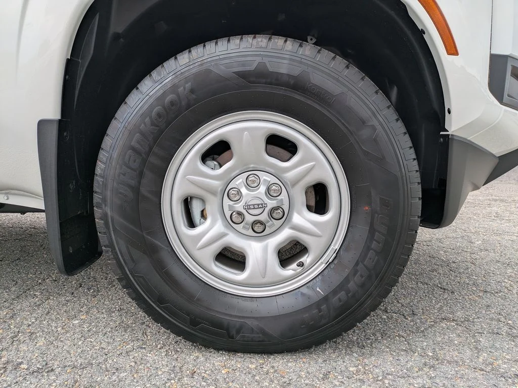 2026 Nissan Frontier S - Photo 11