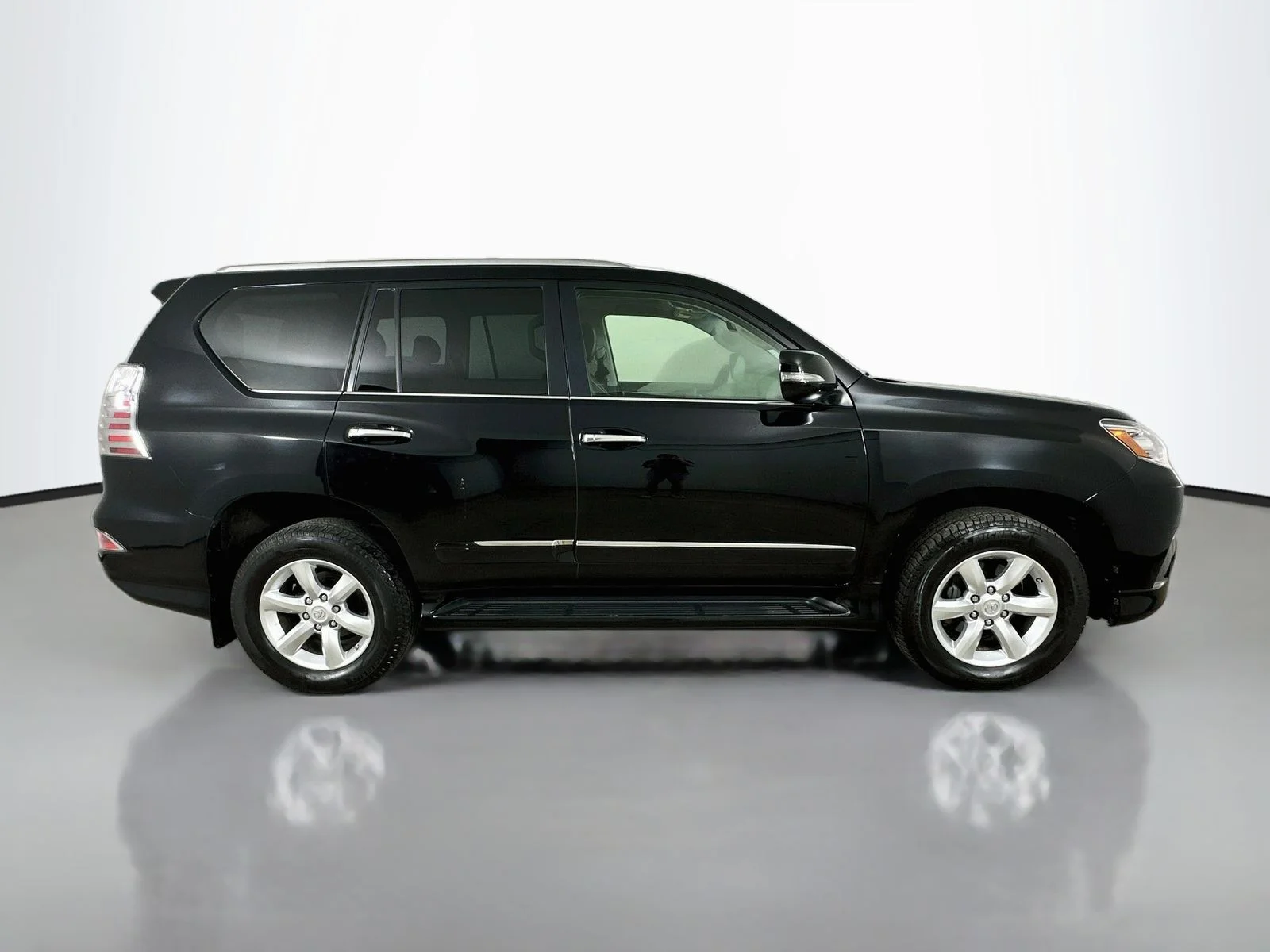 Used 2014 Black Lexus  image 4