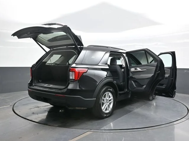 Used 2025 Black Ford Active image 29