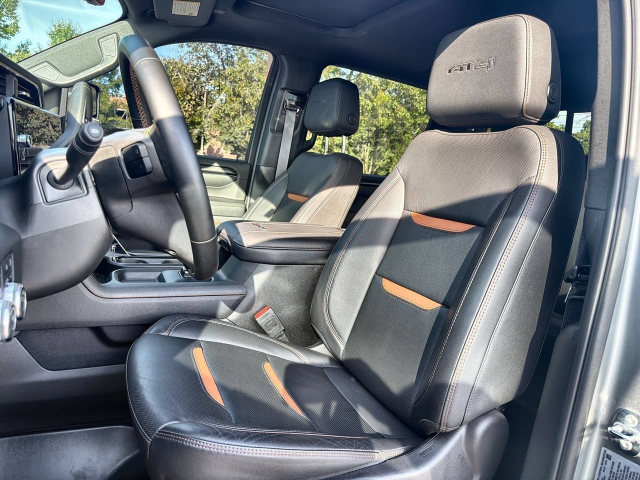 Used 2024 Sterling Metallic GMC AT4 image 16