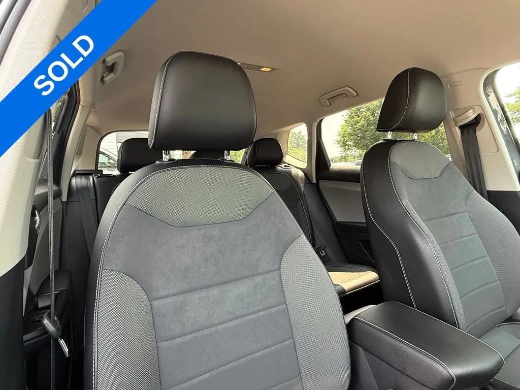 Used 2022 Gray Volkswagen 1.5T SE image 29