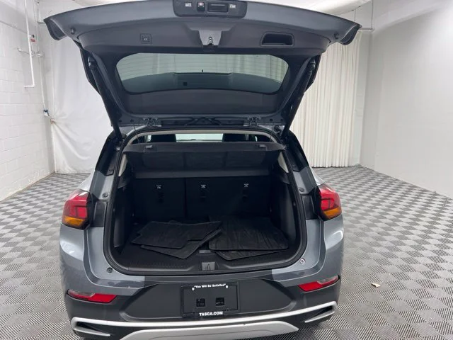 Used 2022 Gray Buick Select image 8