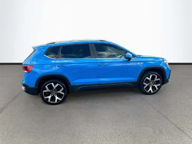 Used 2022  Volkswagen SEL image 8