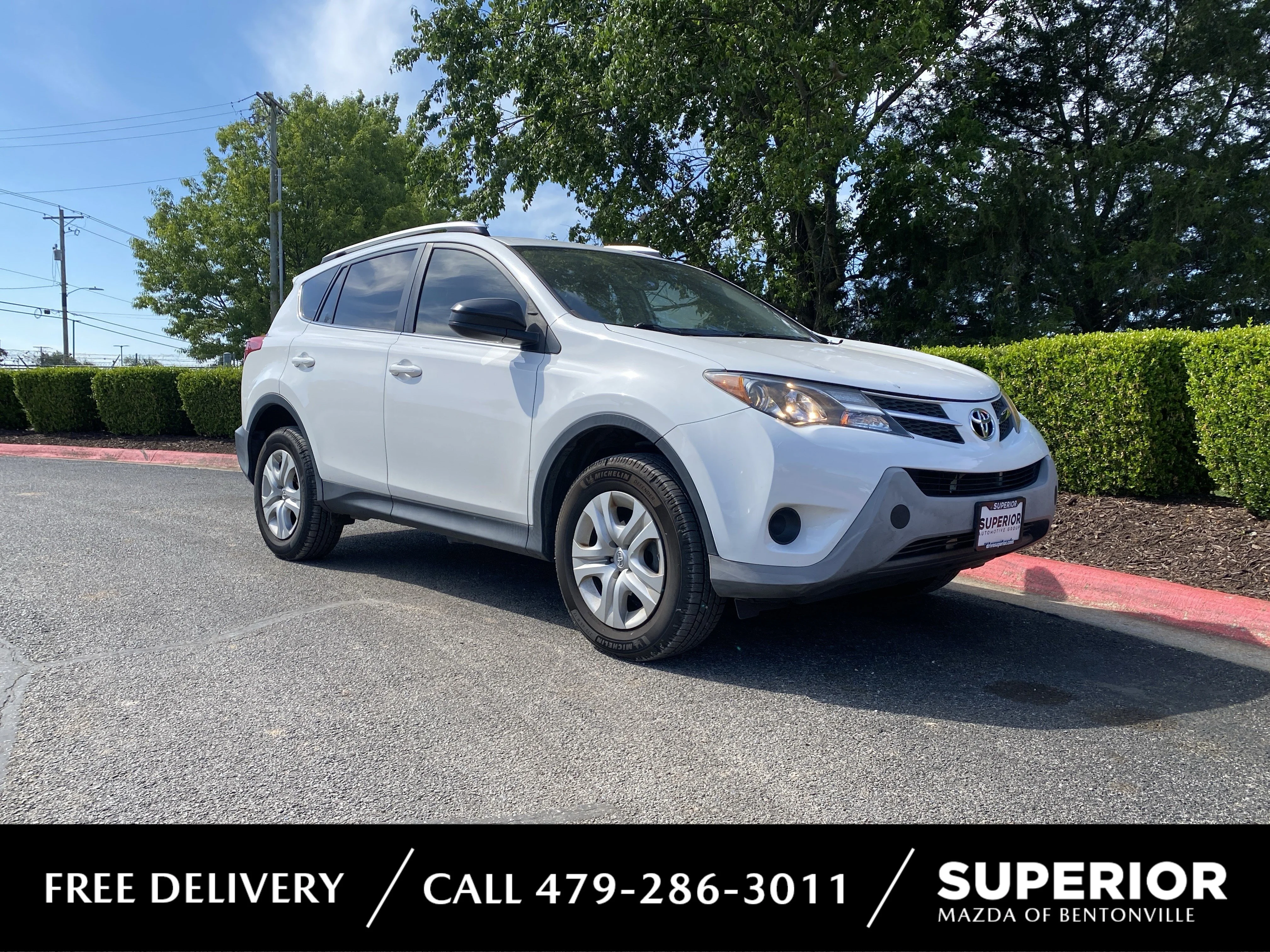 2015 Toyota RAV4 LE AWD's photo