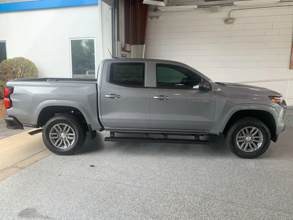 New 2026 Sterling Gray Metallic Chevrolet LT image 11