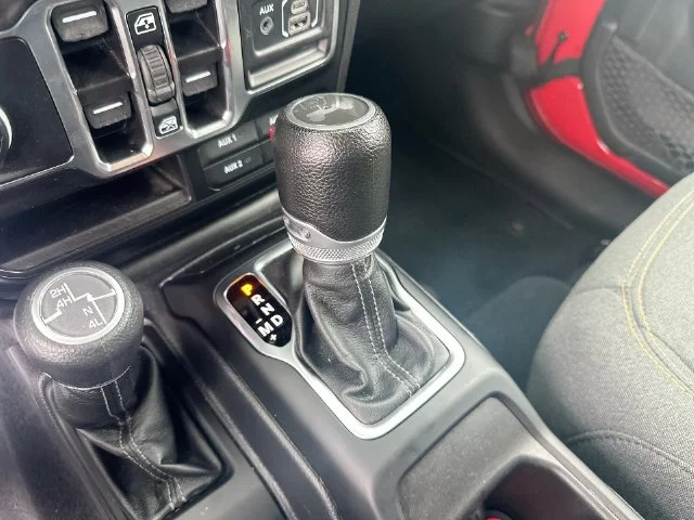 Used 2024 Red Jeep Sport S image 22