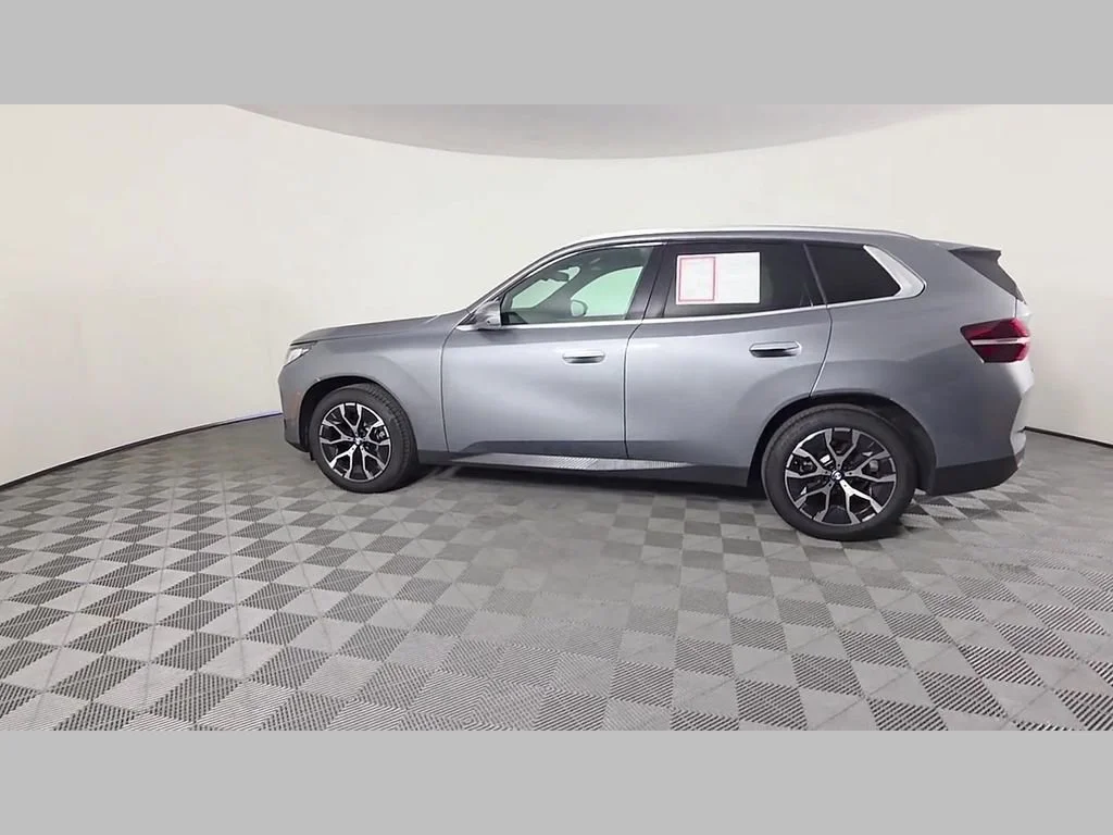 Used 2025 Skyscraper Gray Metallic BMW 30 xDrive image 45
