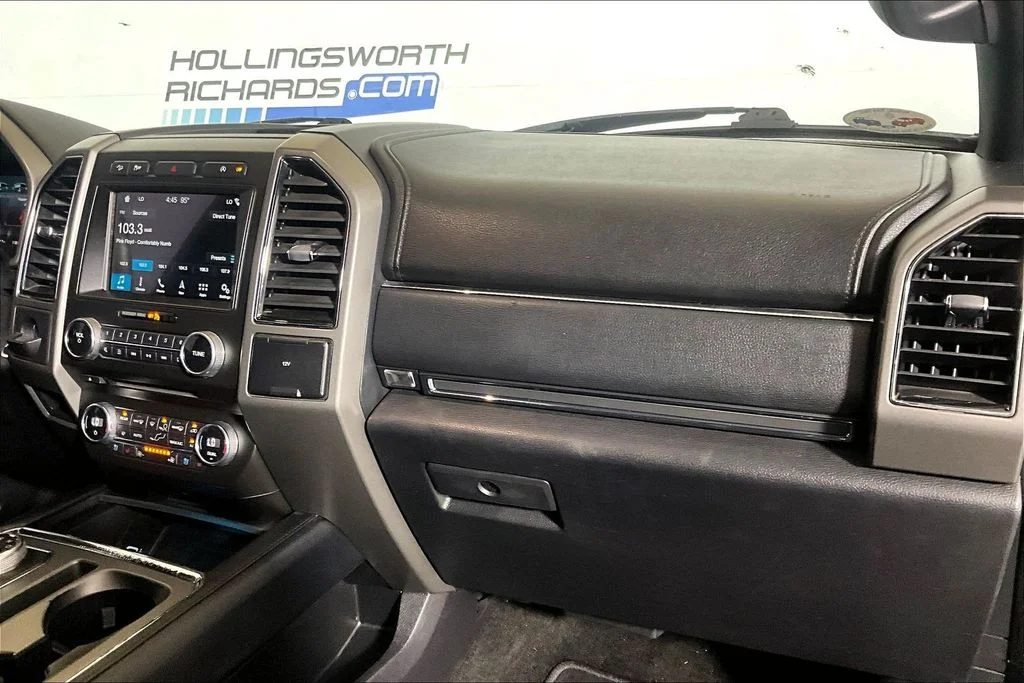 Certified Used 2018 Magnetic Ford XLT image 12