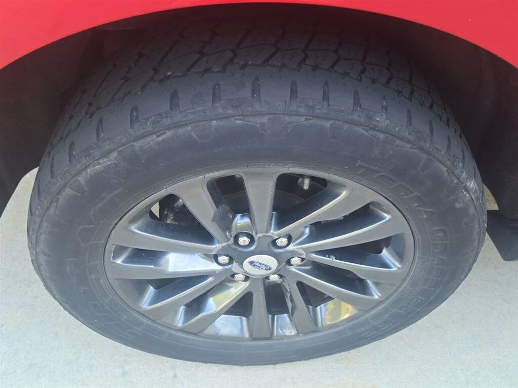 Used 2021 Rapid Red Metallic Tinted Clearcoat Ford Limited image 9