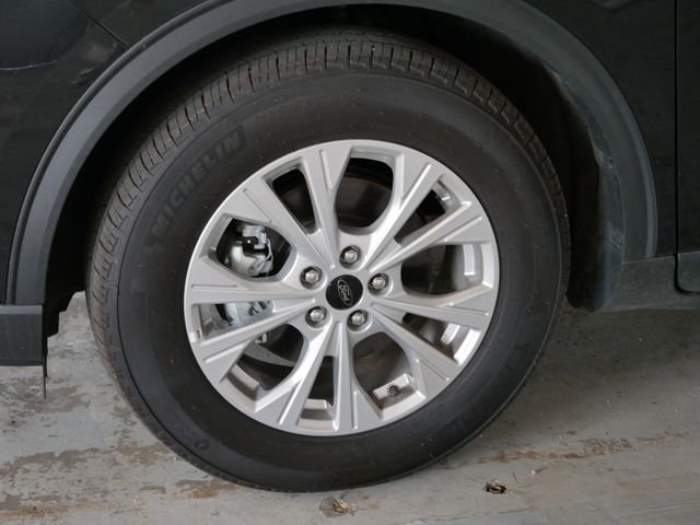 Used 2025 Black Metallic Ford Active image 4