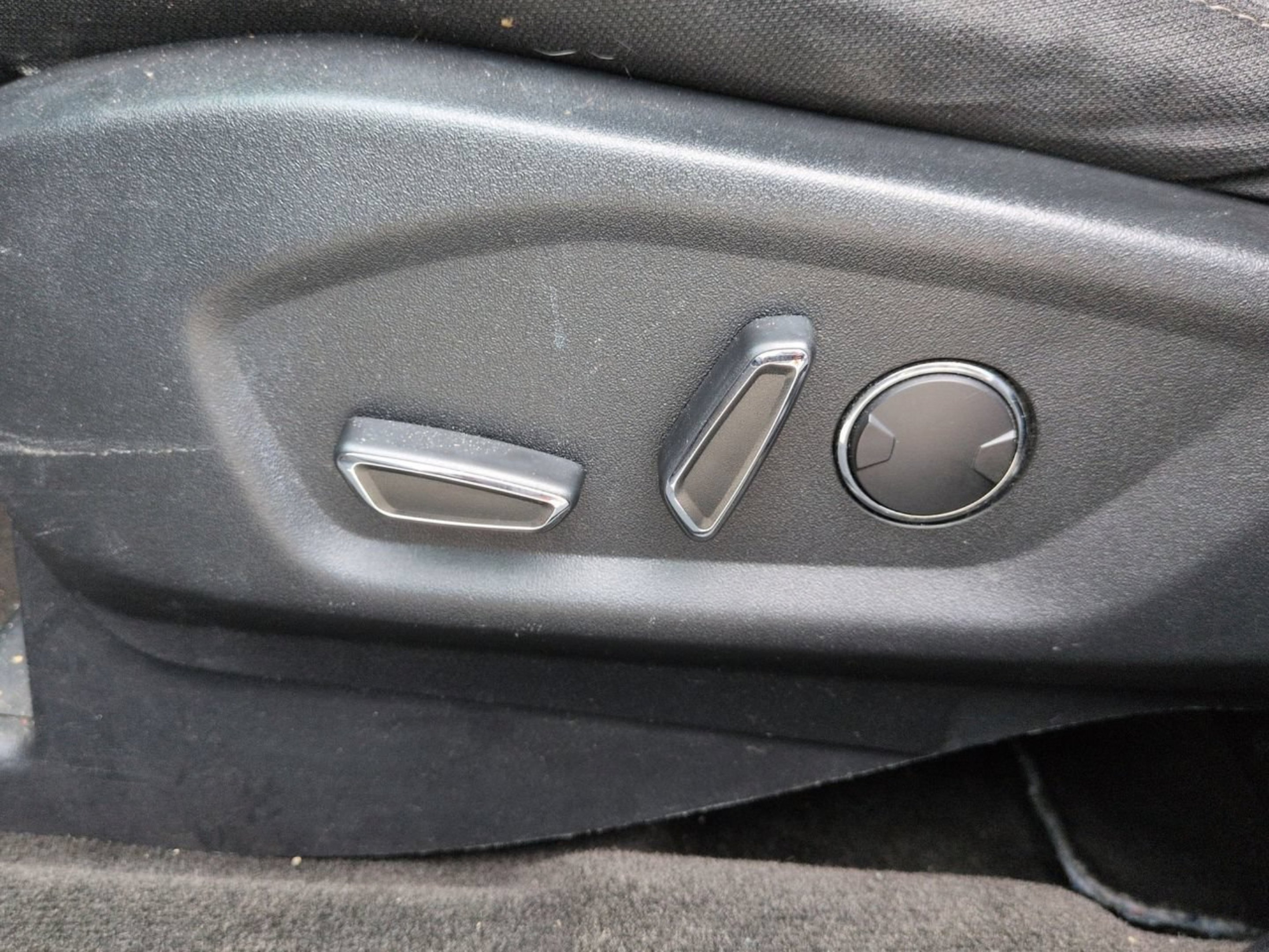 Used 2018 Blue Metallic Ford XLT image 17