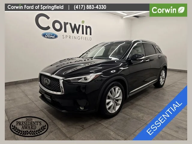 Used 2019 Black INFINITI ESSENTIAL image 1