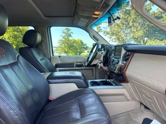 Used 2015 White Ford King Ranch image 10
