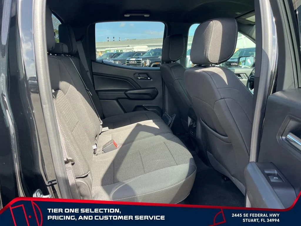 Certified Used 2025 Onyx Black GMC Elevation image 17