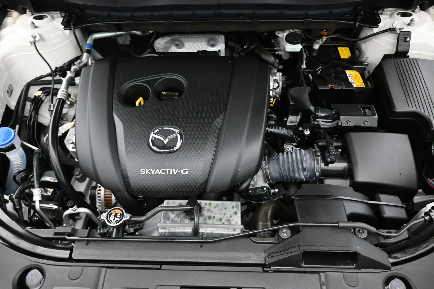Used 2023 White Mazda 2.5 S Premium image 7