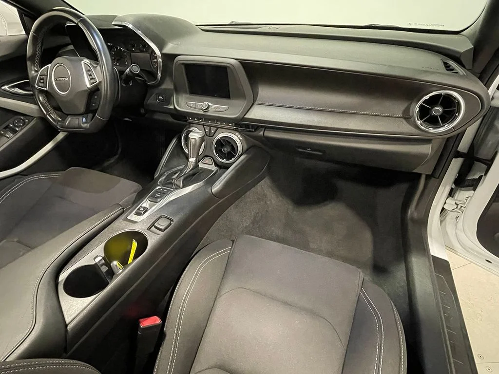Used 2019 White Chevrolet 1LT image 51