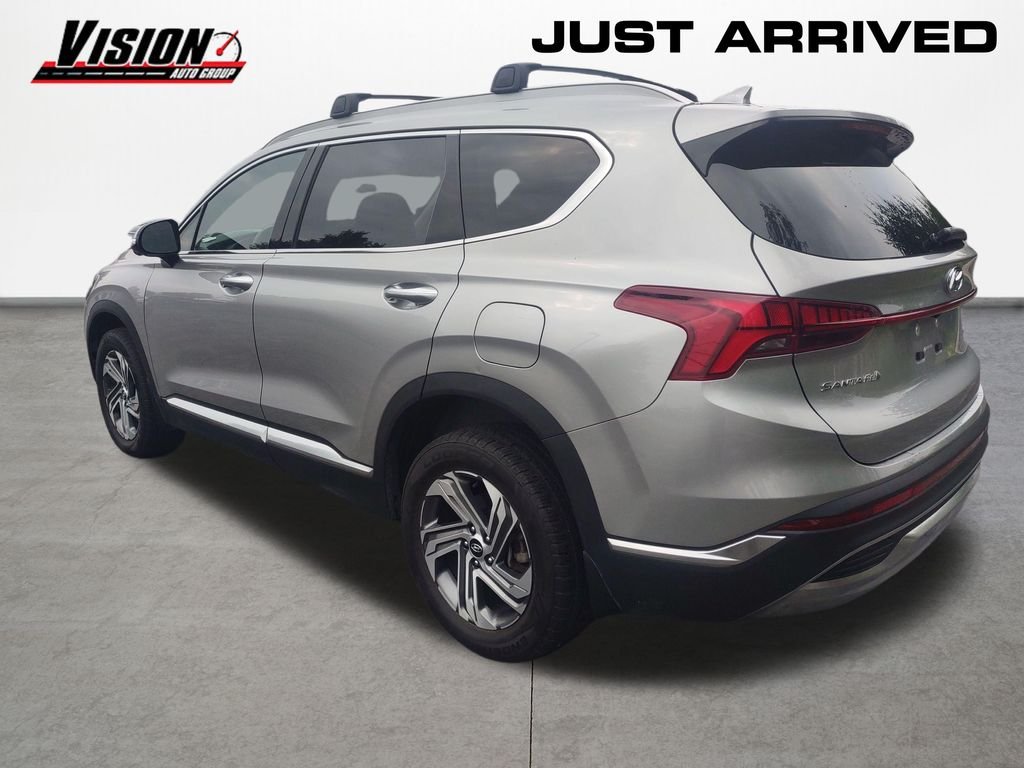 Used 2023 Silver Hyundai SEL image 3