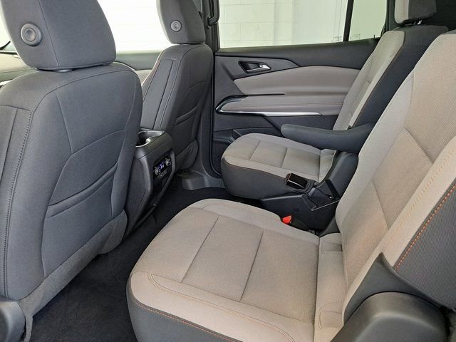 2025 Chevrolet Traverse LT - Photo 26