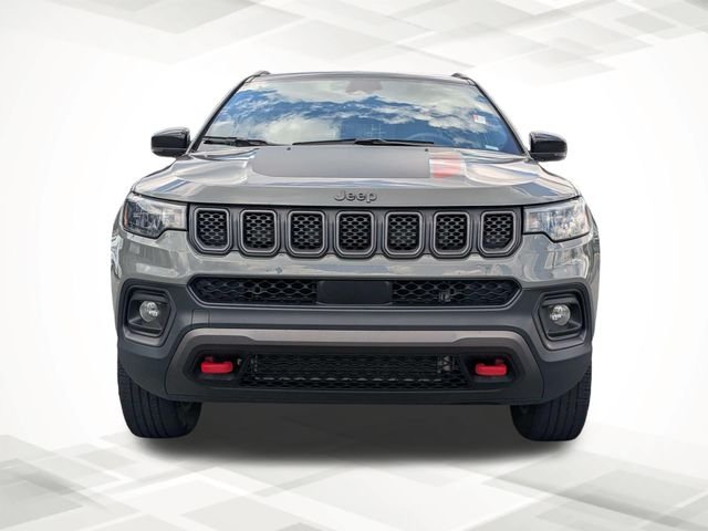 Used 2024 Gray Jeep Trailhawk image 8