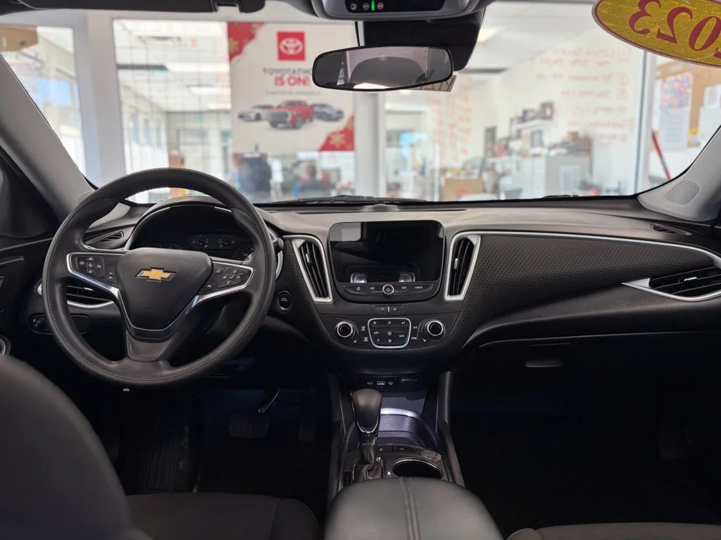 2023 Chevrolet Malibu 1LT - Photo 17